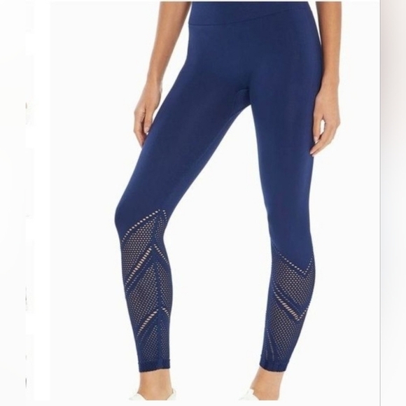 Marika 25" Midnight Blue Chevron-Mesh Melan Sz M - Picture 1 of 5